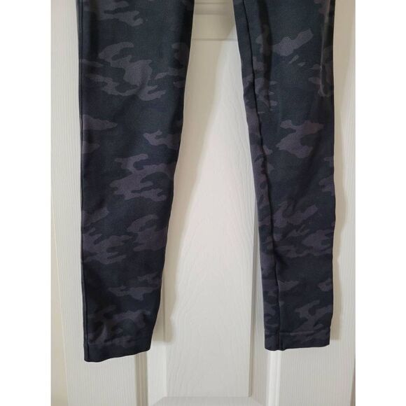 Look at Me Now Seamless Cropped Leggings M - Picture 7 of 9